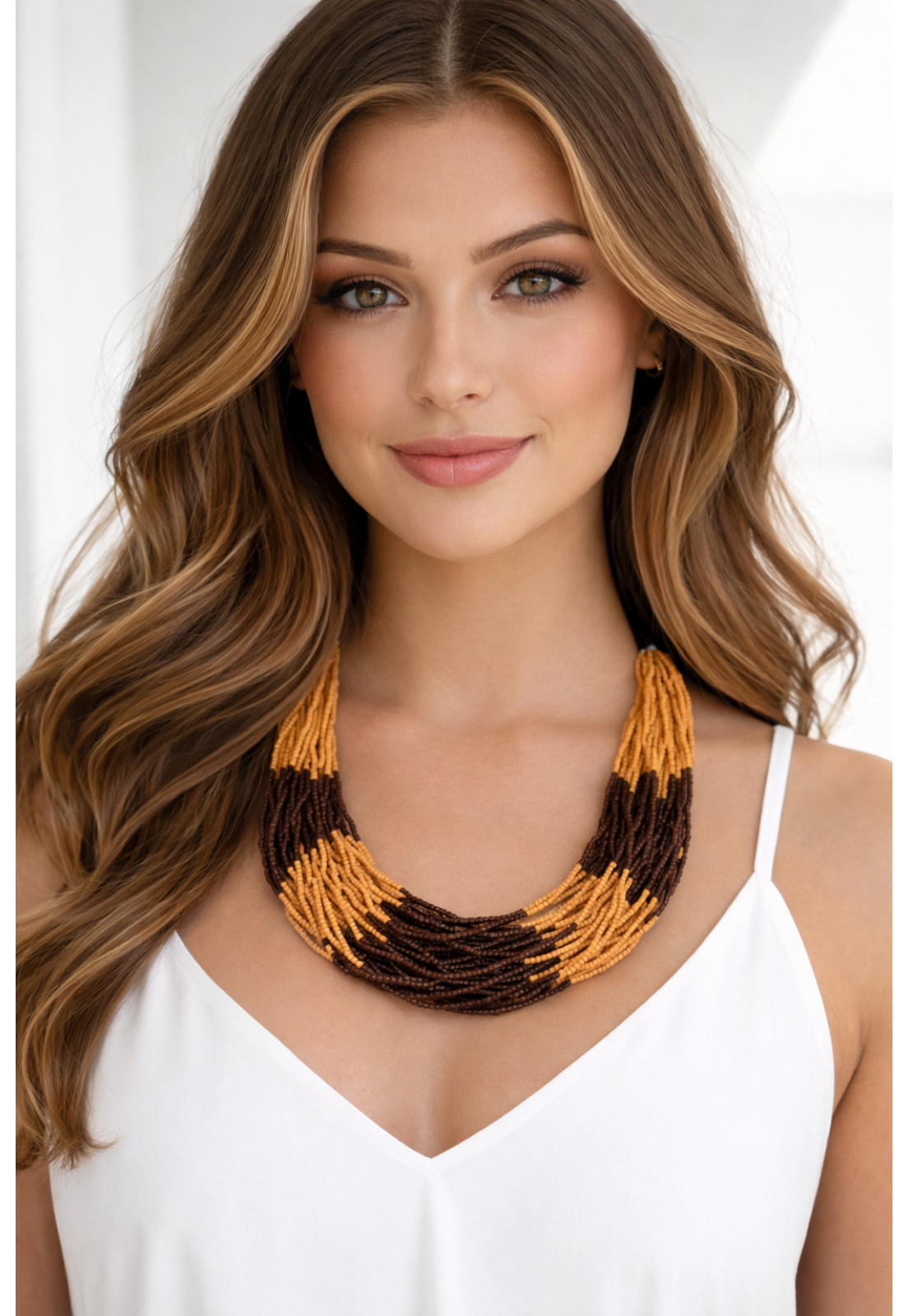 COLAR MAXIMALISTA MIÇANGAS MARROM E LARANJA