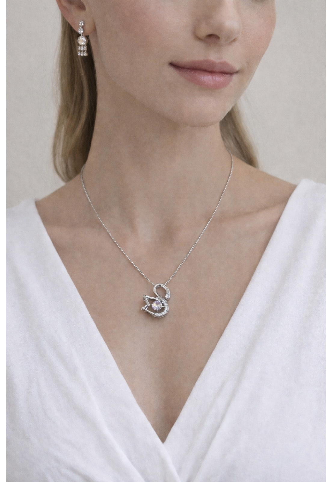 Colar CISNE com Ponto de Luz 50 cm Rodio Branco