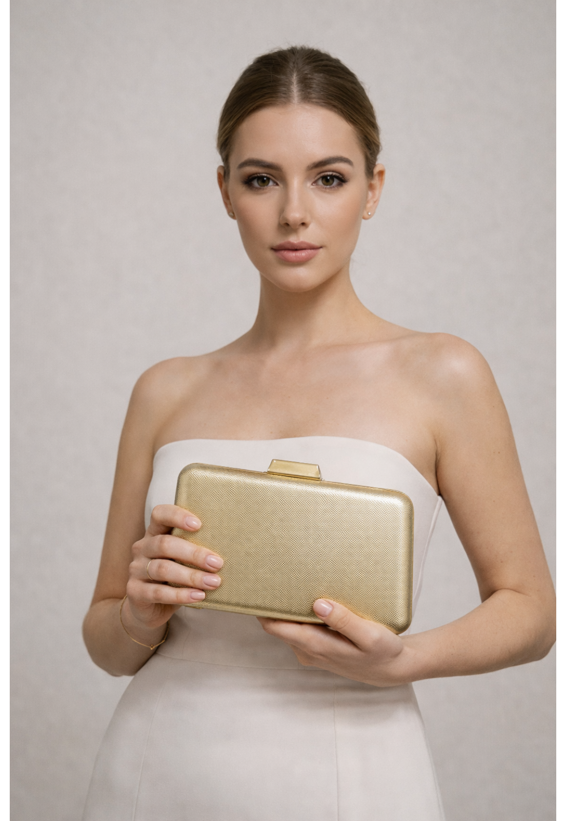 Clutch Luxo dourada retangular Festa