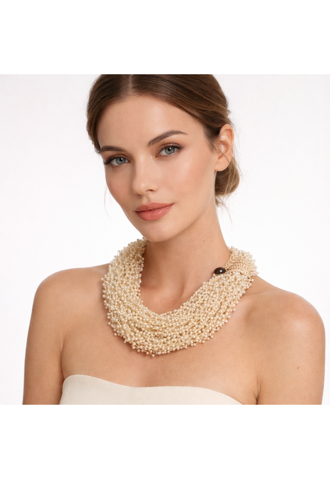 COLAR CREME DELICADO MIÇANCAS PEROLADAS