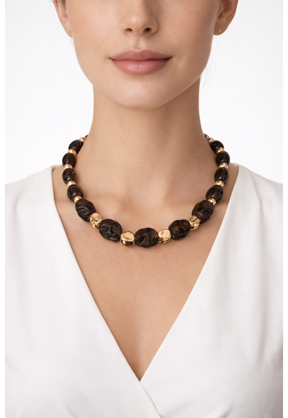 COLAR ELOS MARROM COM DOURADO