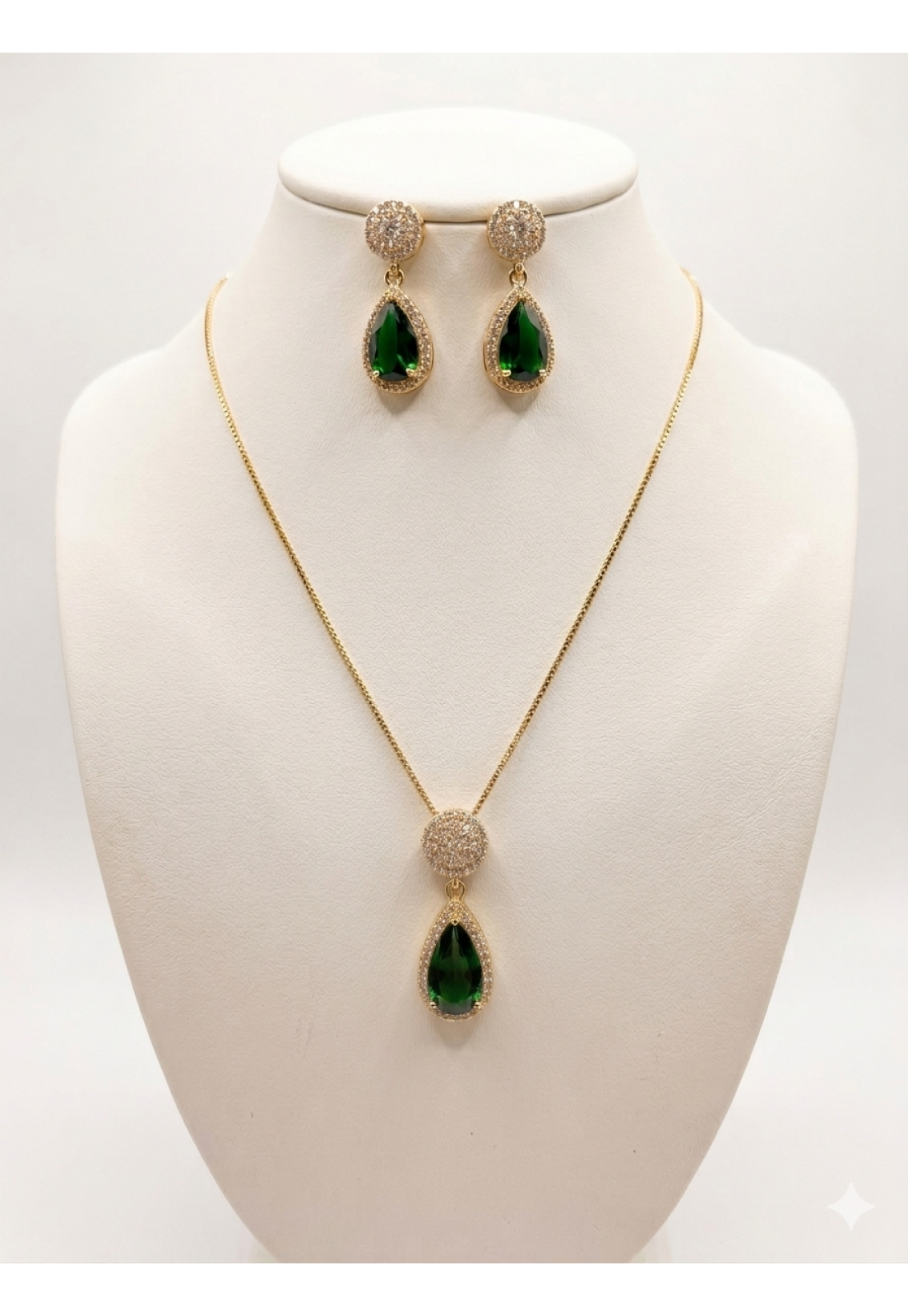 Conjunto Colar e Brincos ouro 18K  pedra Verde Esmeralda Translucida e microzirconias 