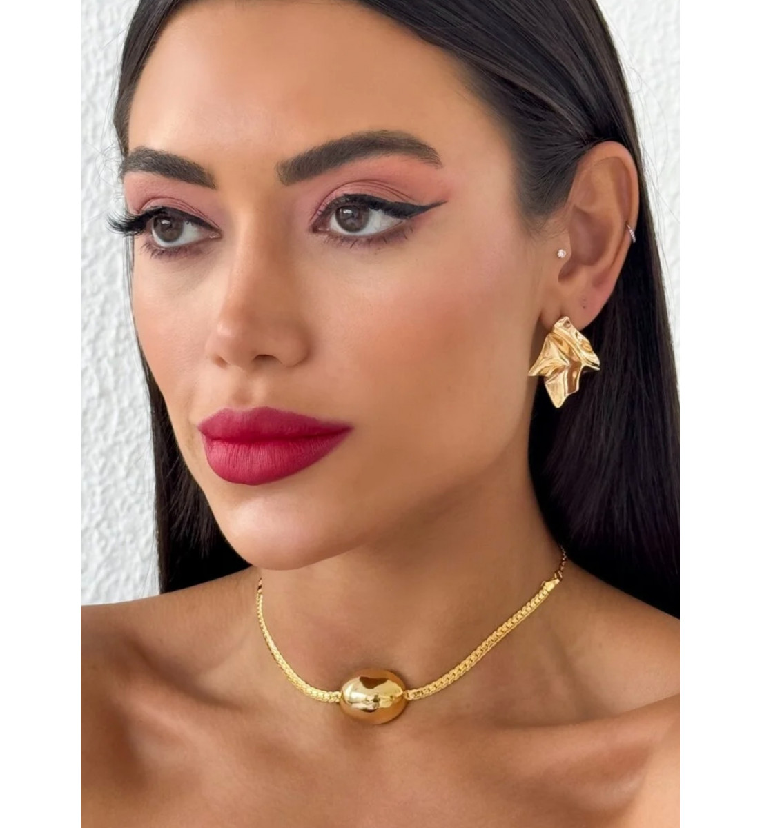 Colar Folheado a Ouro 18k Fita Com Esfera