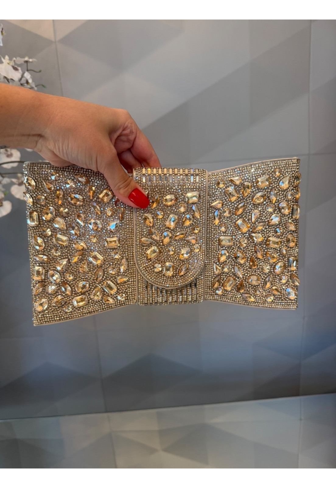Clutch Feminina Laço com Pedrarias Dourada