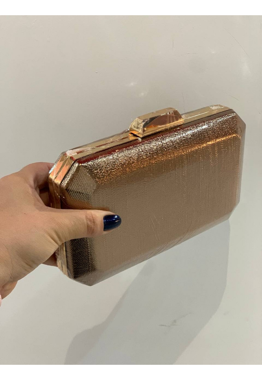 Clutch retangular Dourada BRONZE Clutch retangular Dourada BRONZE