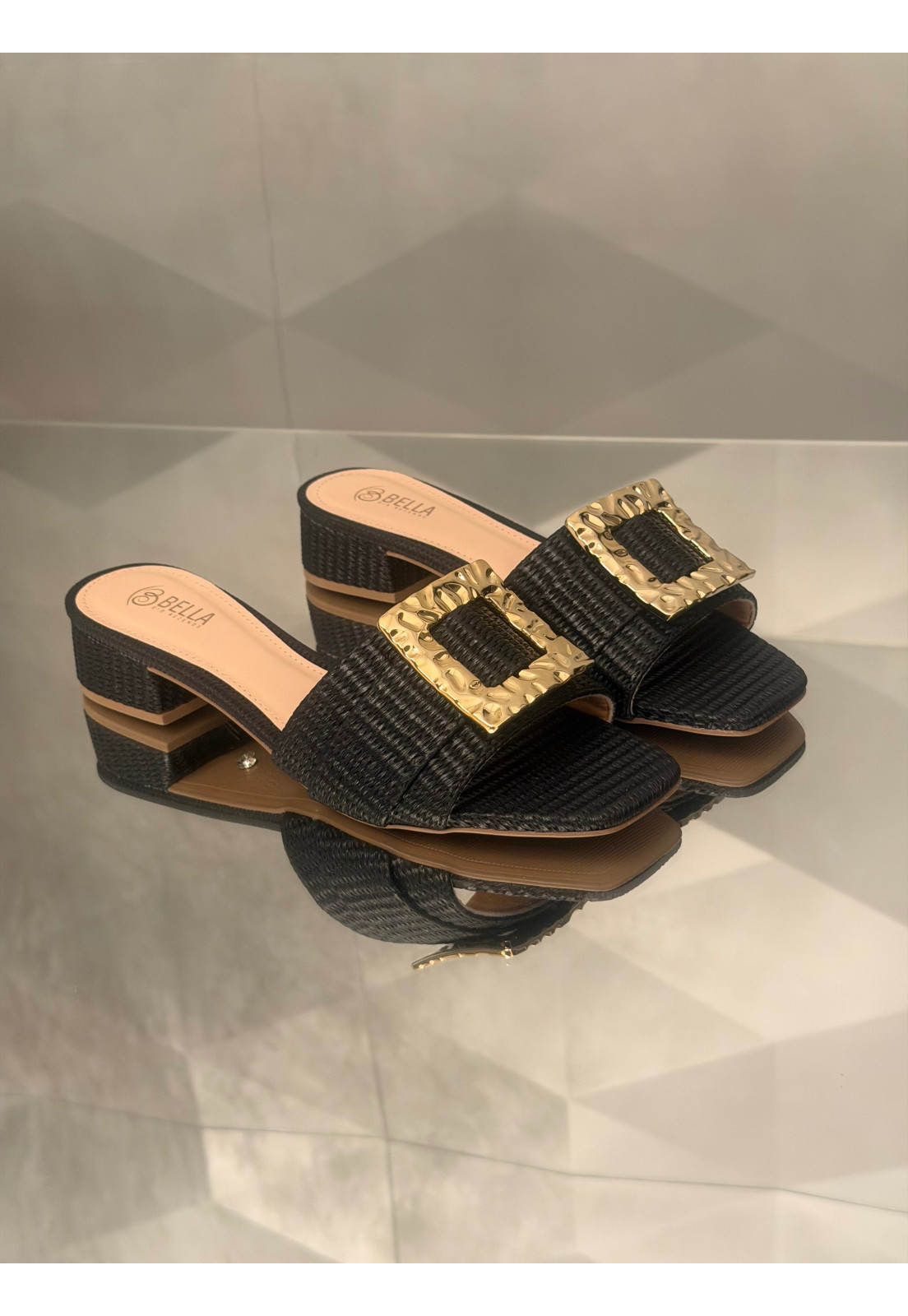 Tamanco LUXO Preto Salto Bloco 3 cm Tamanco LUXO Preto Salto Bloco 3 cm