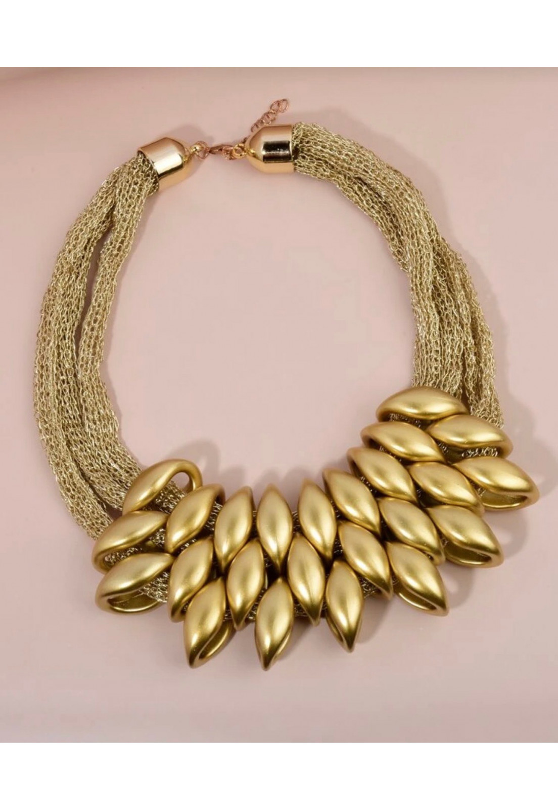 COLAR MAXIMALISTA CACHO DOURADO COLAR MAXIMALISTA CACHO DOURADO