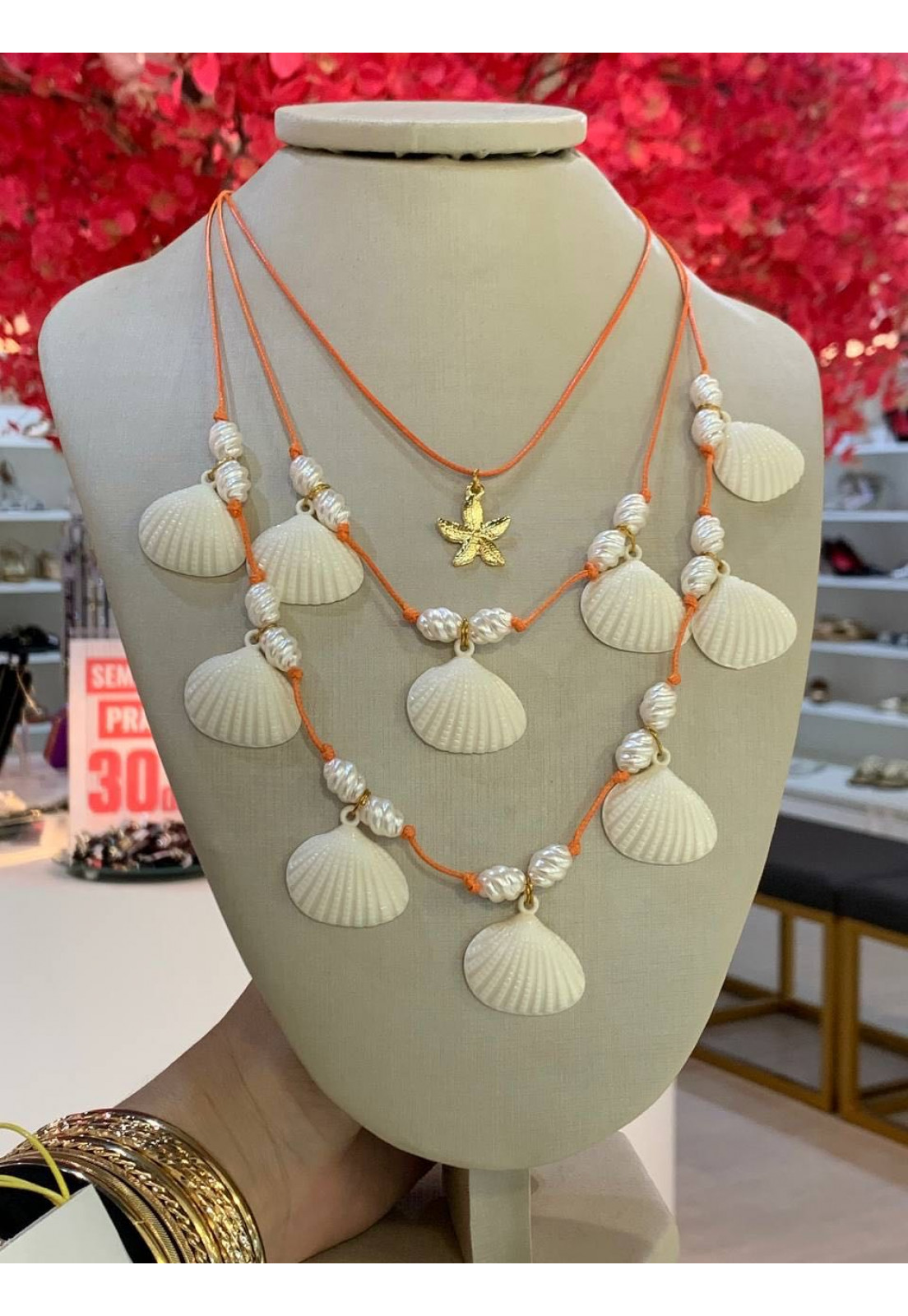 COLAR CONCHAS LARANJA COLAR CONCHAS LARANJA
