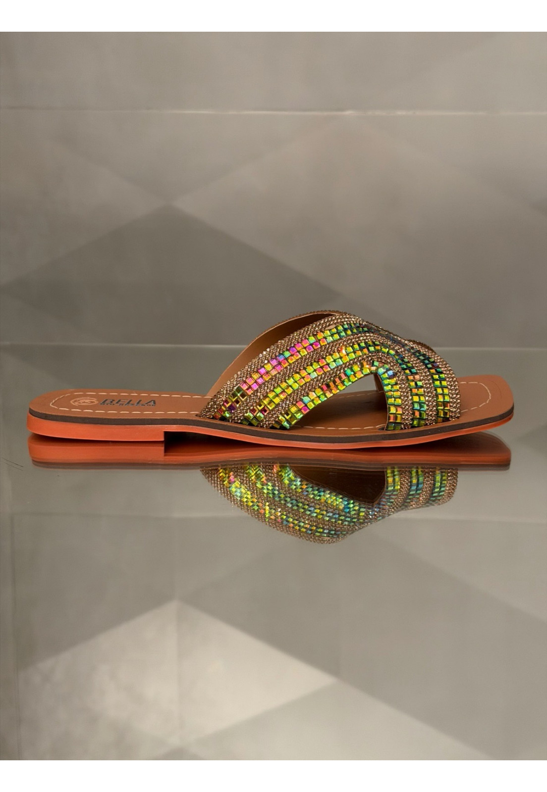 Rasteira em Couro com Brilho Premium Dourado e Furta-cor Rasteira em Couro com Brilho Premium Dourado e Furta-cor