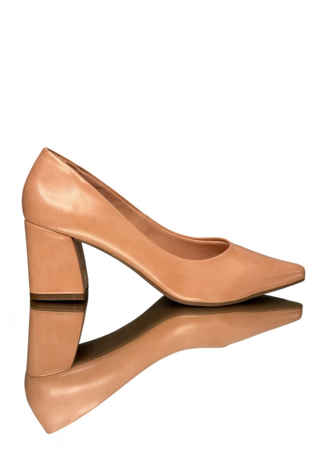Scarpin Nude salto bloco 6 cm