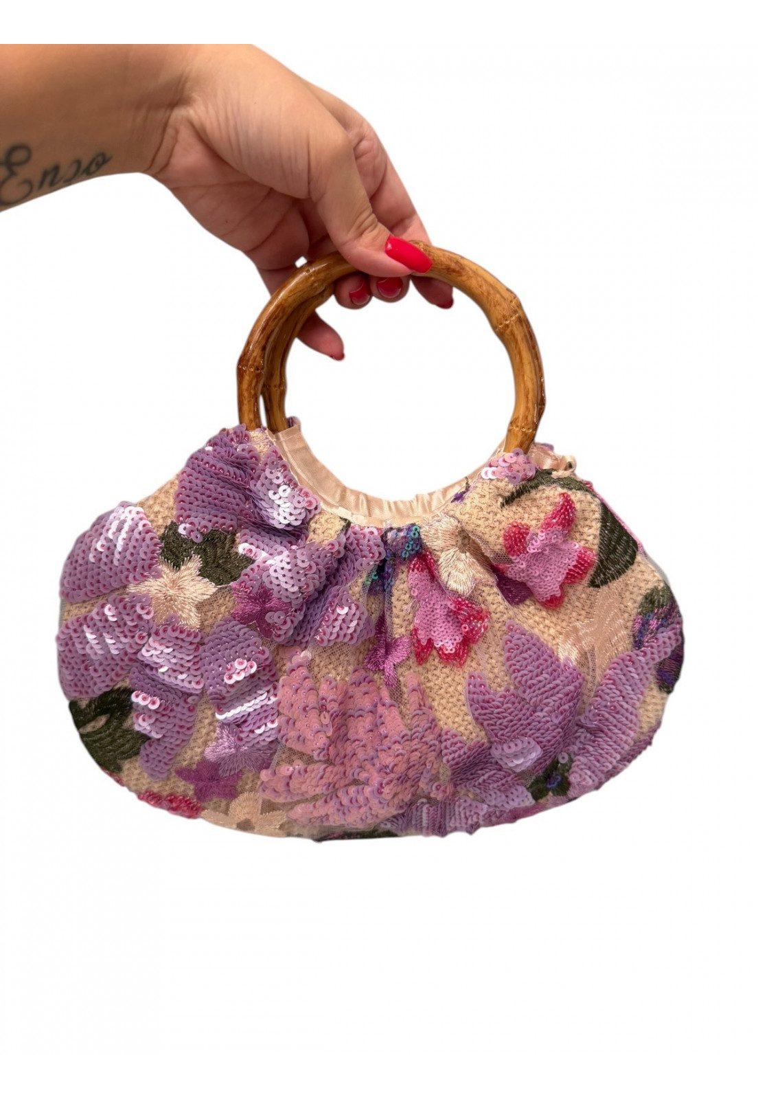 Bolsa Bordada Rosa Elegance com Alça Efeito Bambu