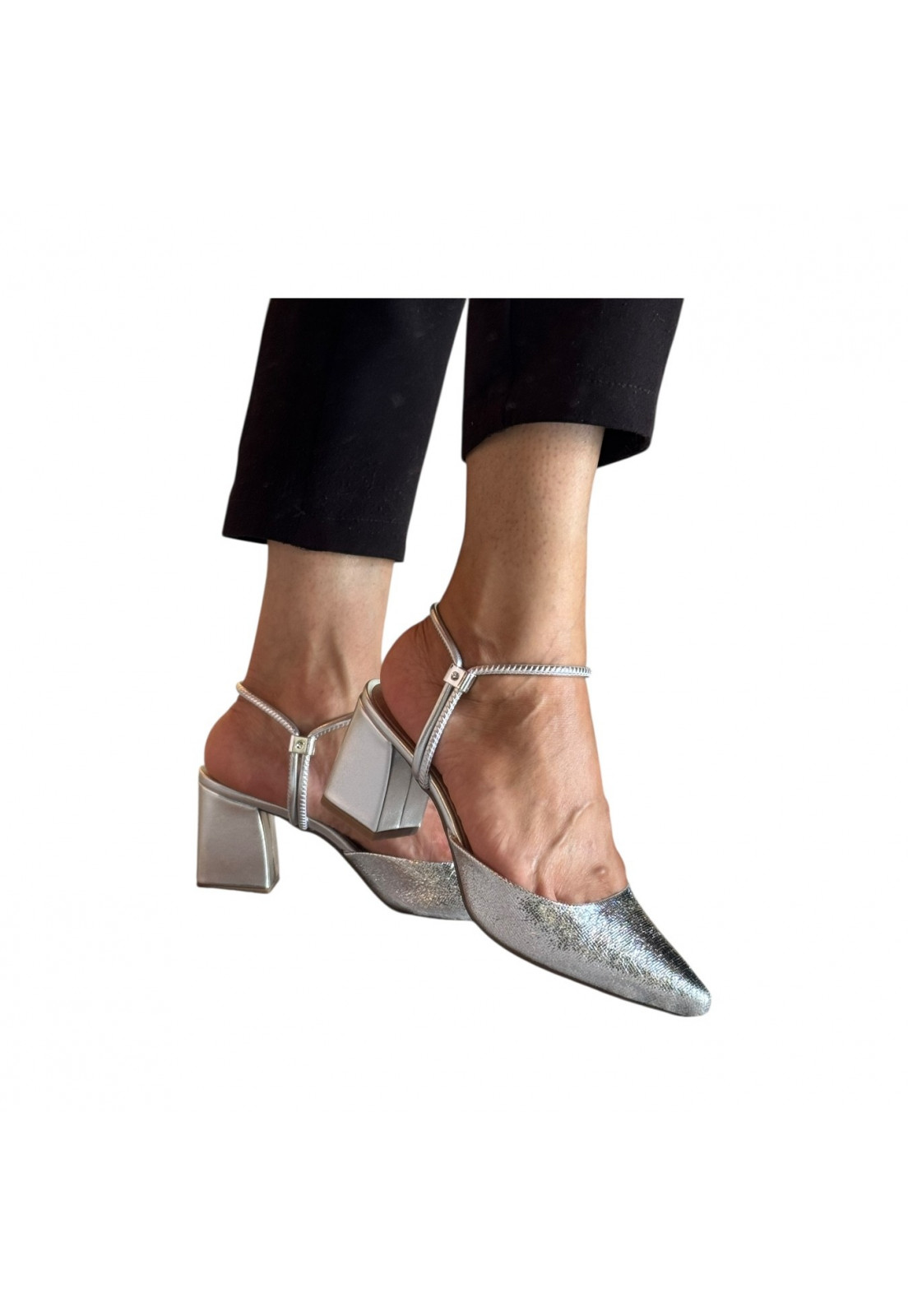 Scarpin Prata metalizado Salto bloco 6 cm Scarpin Prata metalizado Salto bloco 6 cm