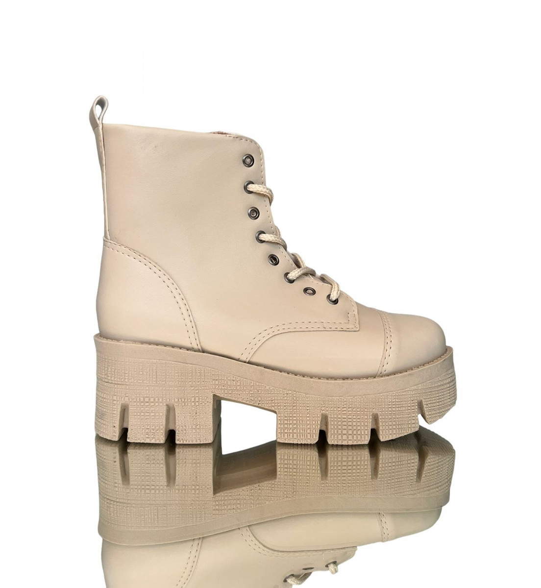 Bota Coturno Tratorada Off White