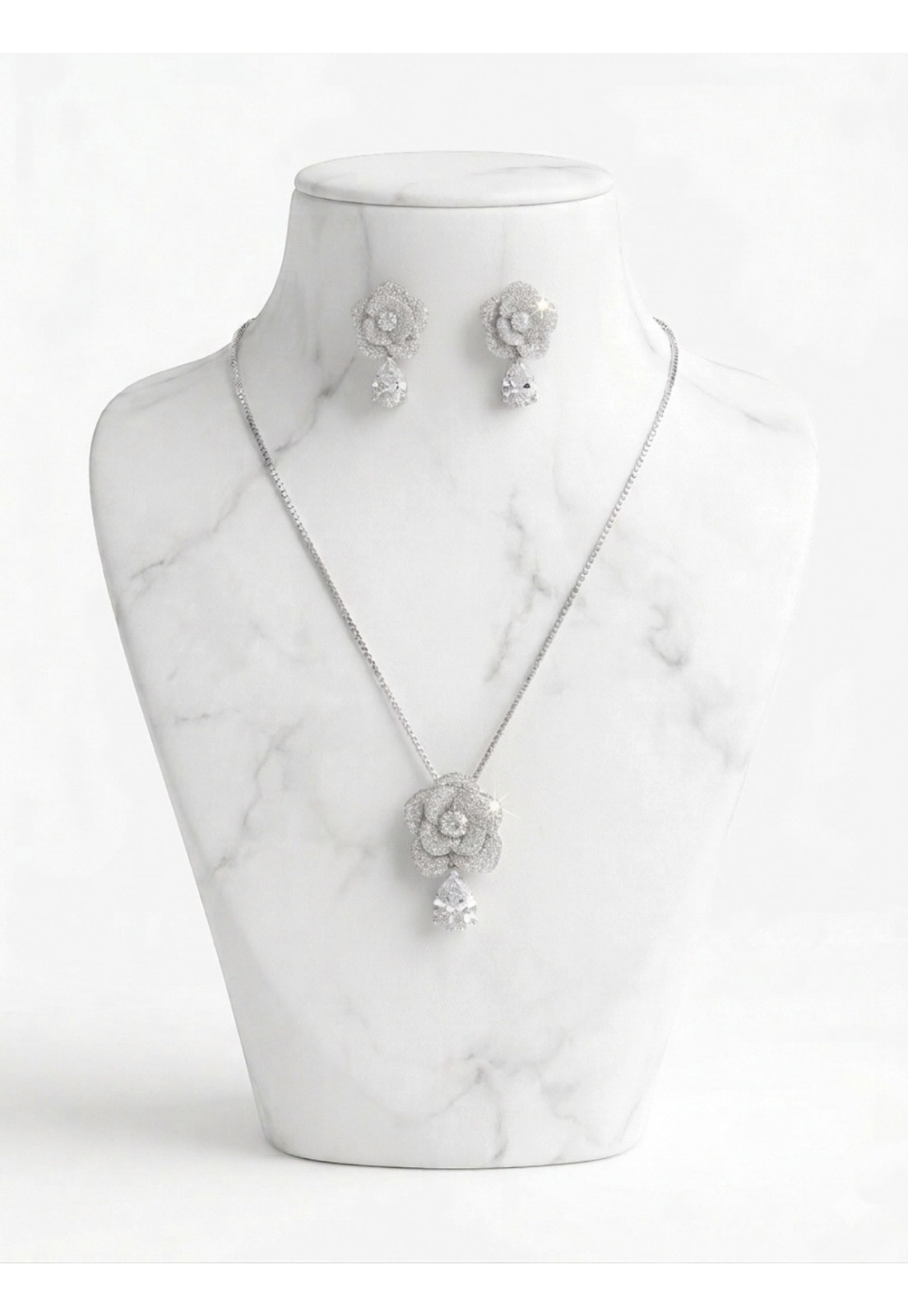 CONJUNTO FLOR E PEDRA CRISTAL RÓDIO BRANCO CRAVEJADO EM MICROZIRCONIAS