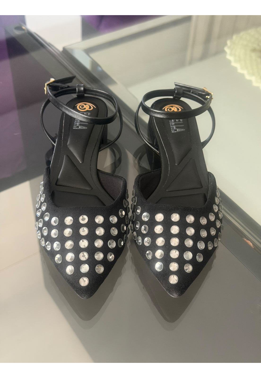 Sapatilha Slingback com salto baixo e strass Preta Sapatilha Slingback com salto baixo e strass Preta