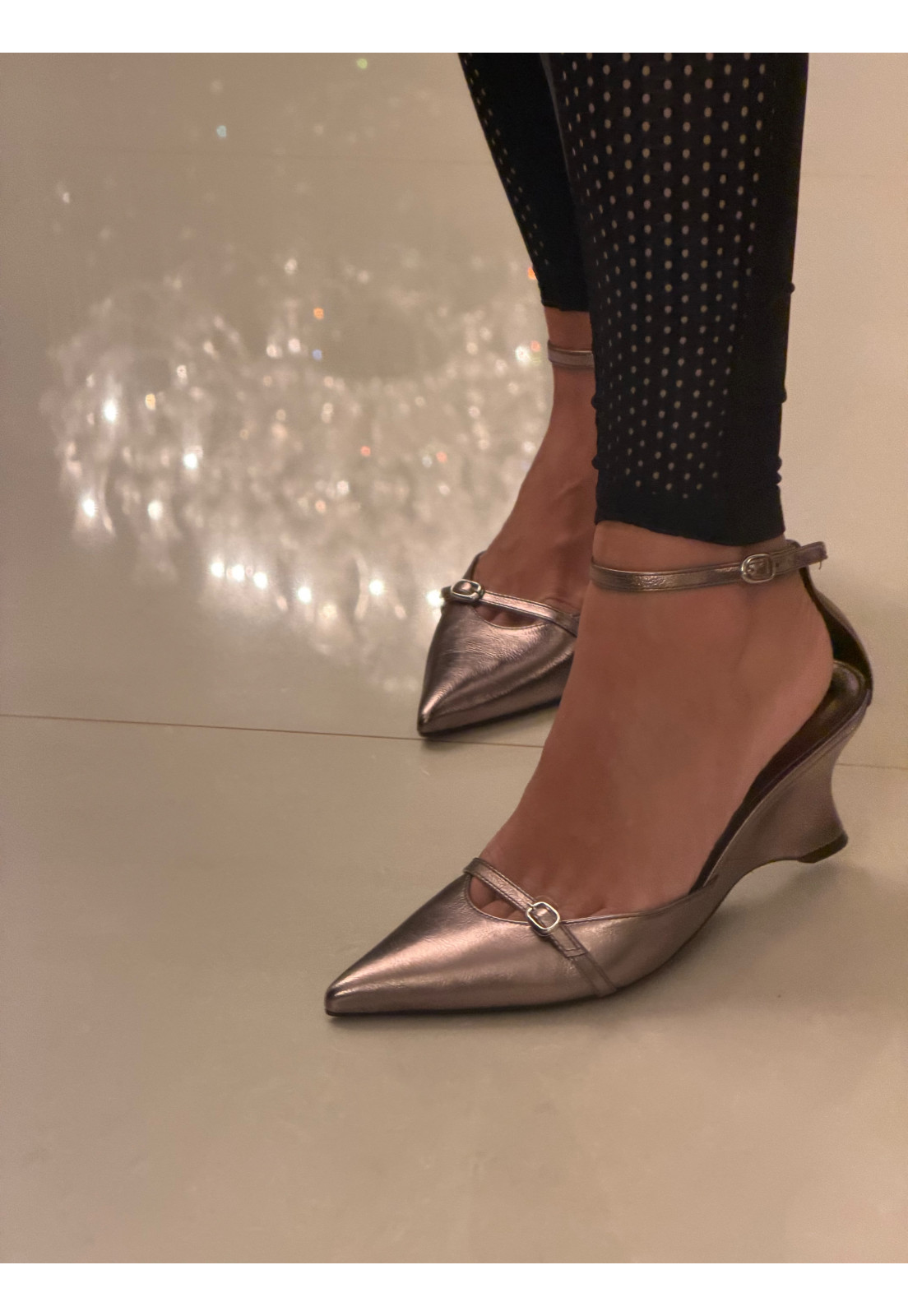 Scarpin LUMIERE PRATA metalizado salto anabela Scarpin LUMIERE PRATA metalizado salto anabela