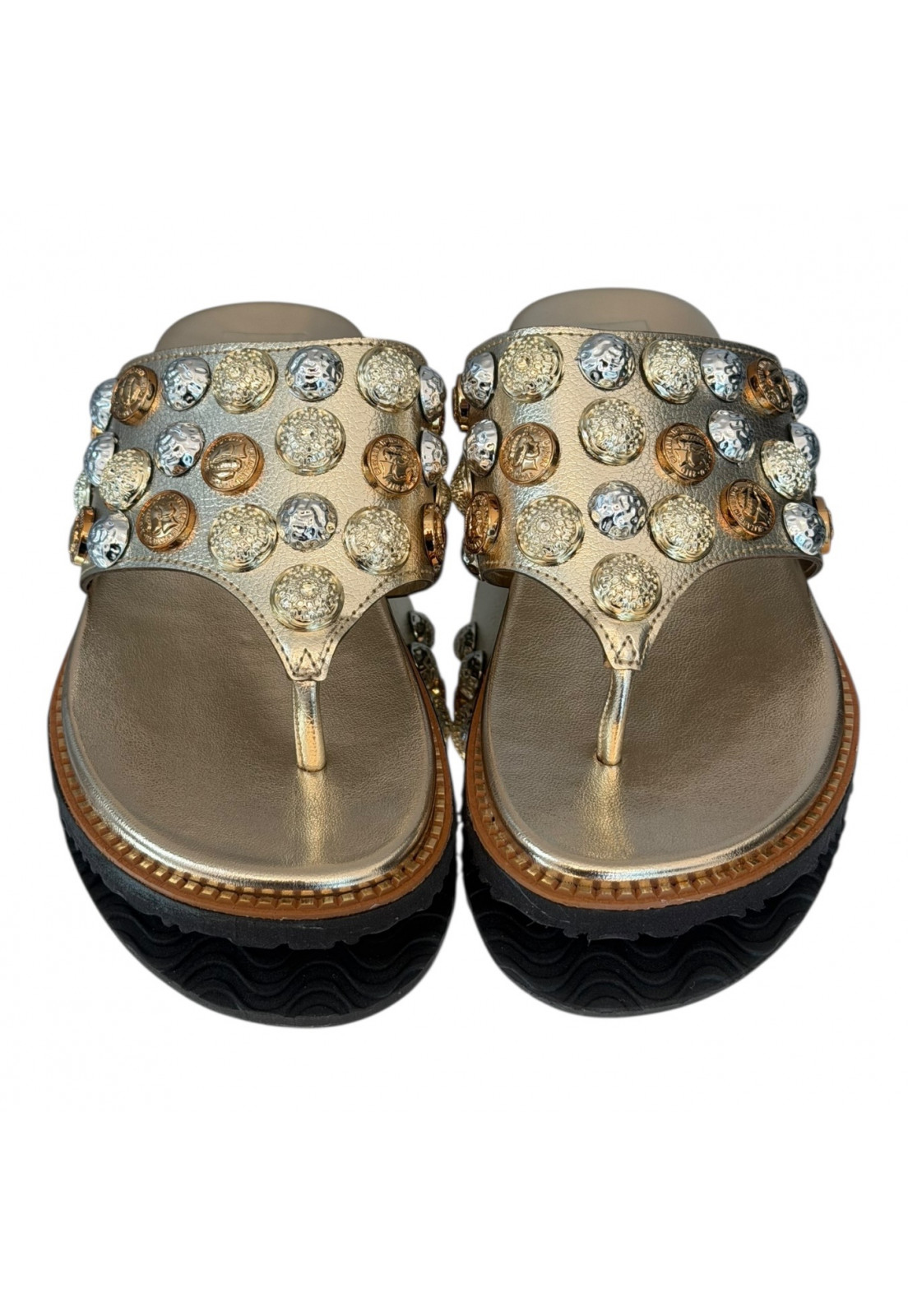 Sandália Papete de Dedo Dourada Metalizada com moedas decorativas