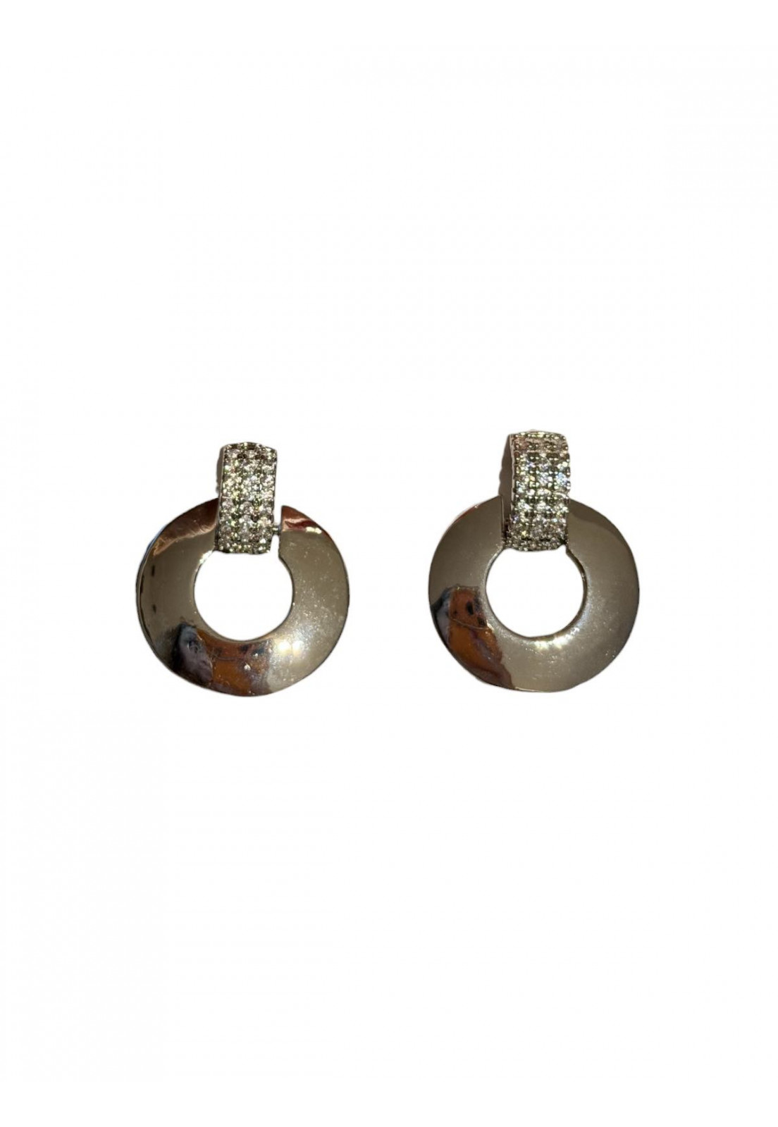 Brinco cravejado de zirconia cristal ródio Branco
