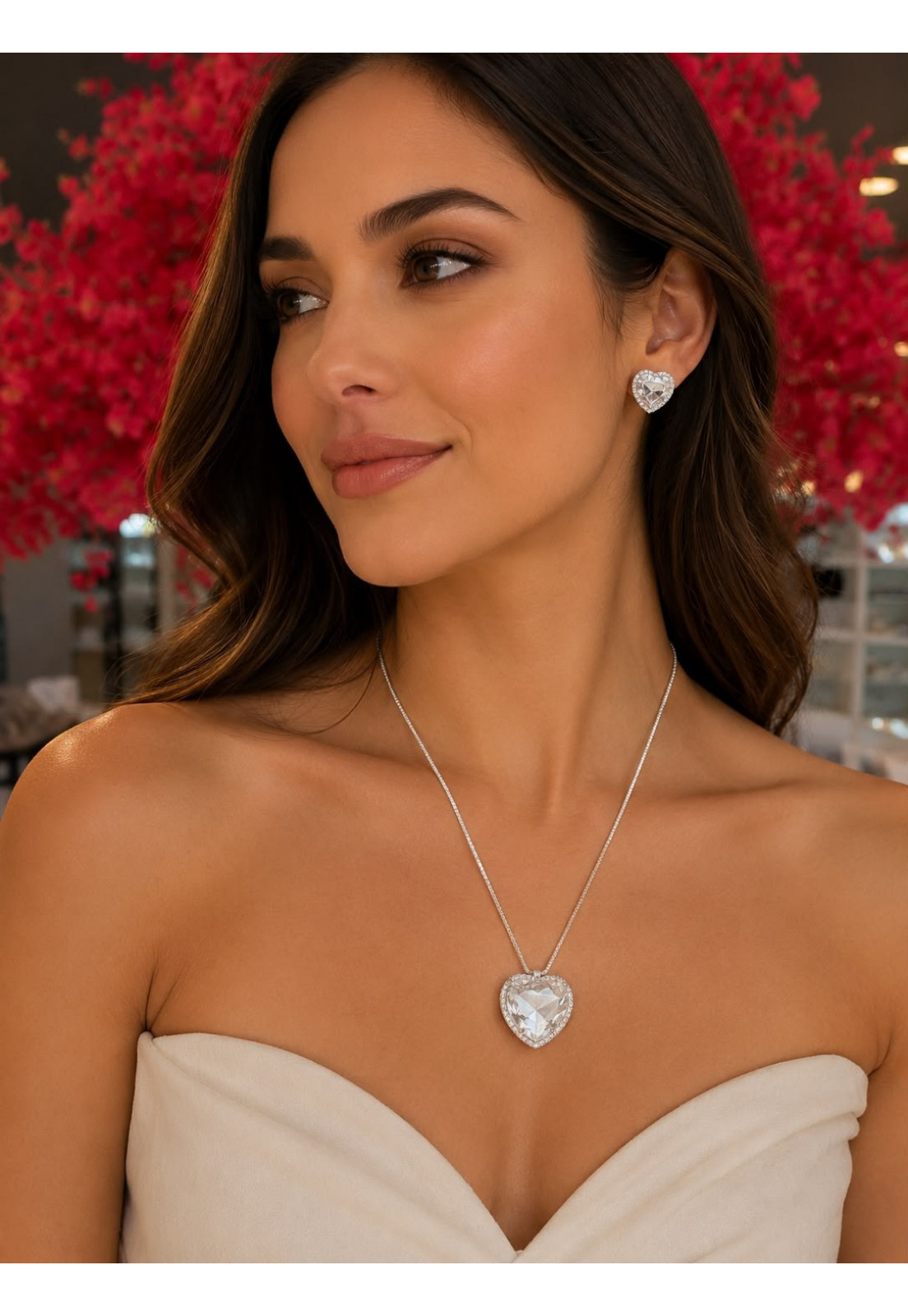 CONJUNTO CORAÇÃO PEDRA CRISTAL EM RÓDIO BRANCO E CRAVEJADO EM MICROZIRCONIAS
